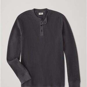 Pact long sleeve XL black top